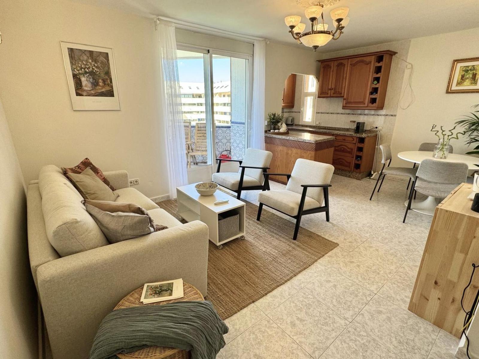 Beachfront Apartment With Terrace And Seaviews Fuengirola Esterno foto